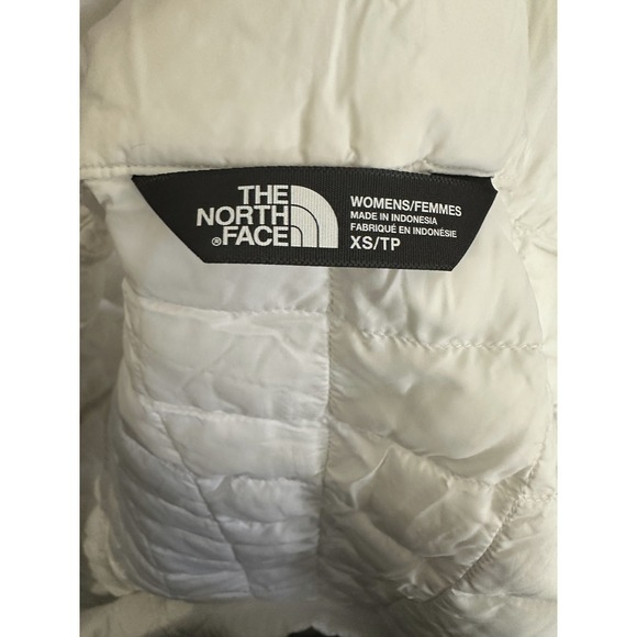 The North Face ThermoBall Jacket Womens Size XS White Full Zip Light Puffer Coat - Picture 10 of 13